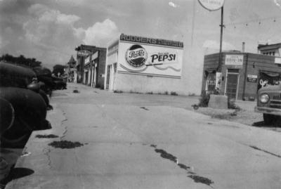 Don's Pepsi-Cola sign, 250 E. Mountain